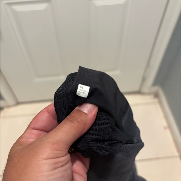 Lululemon Softstreme High-Rise Pant Black Gray Sweatpants Small Pockets - Picture 7 of 7